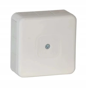 PUSZKA NATYNKOWA HERMETYCZNA IP55 85x85x37 BIAŁA