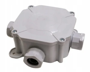 PUSZKA HERMETYCZNA N/T Z DŁAWIKAMI IP67 97x97x47mm